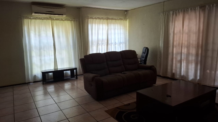 4 Bedroom Property for Sale in Safari Gardens North West